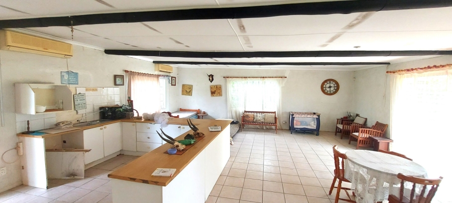 5 Bedroom Property for Sale in Kwelera Eastern Cape